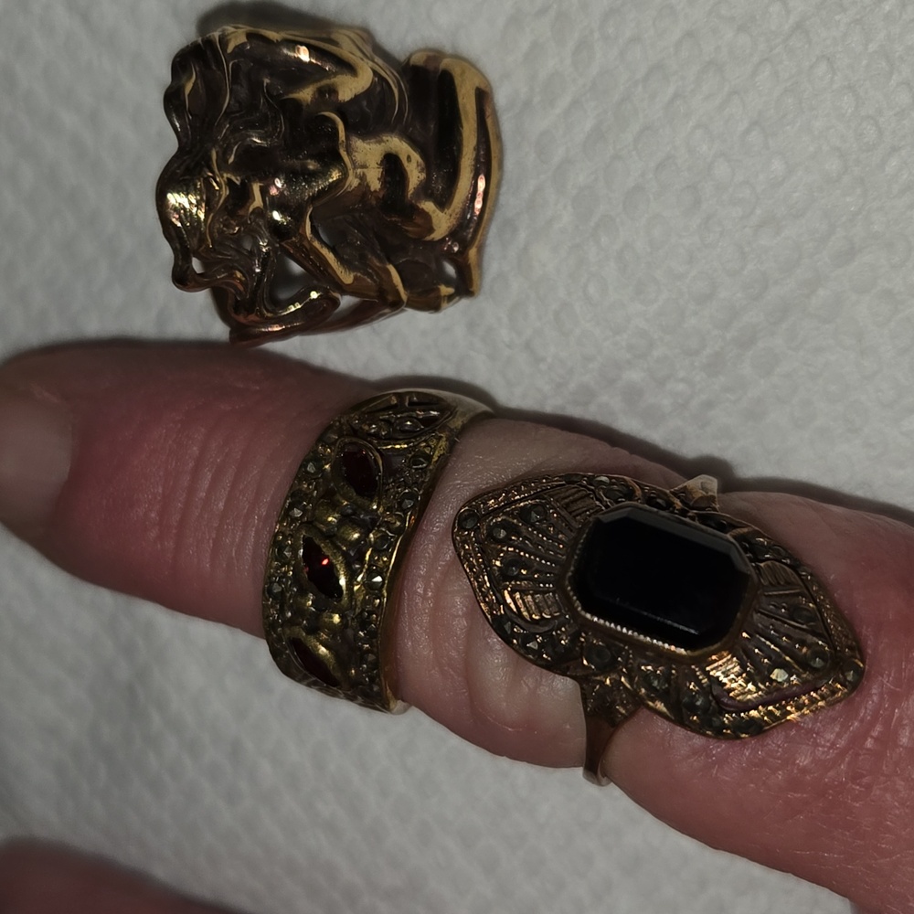 Vintage Rings - Picture 4 of 4